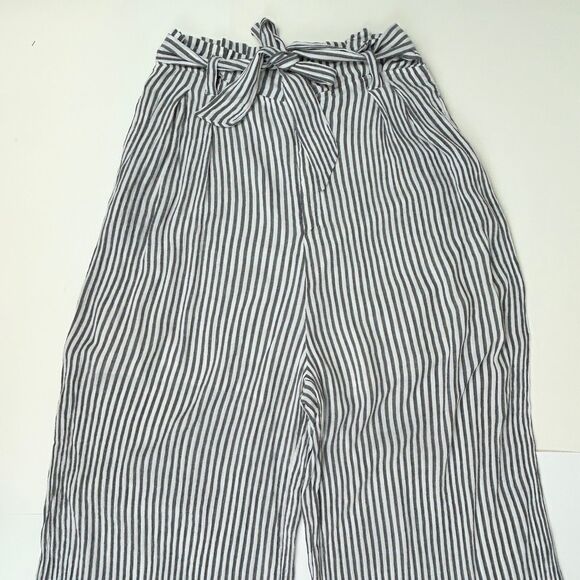 Elan Wide Leg Flowy Pinstripe Pants Wide Leg Paperbag High Tie Waist Grey Whit M - Picture 2 of 12